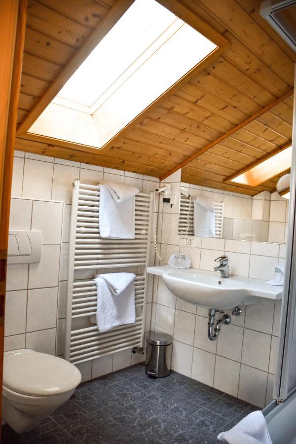 Hotel Bergwiesen - Zimmer Mit Balkon Oder Terasse Lohr am Main ภายนอก รูปภาพ